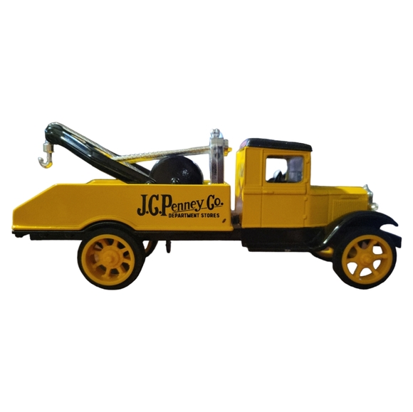 Vtg 91 Ertl Collectibles 1931 HAWKEYE WRECKER JC Penny Co 1:33 Die Cast Bank/Key - Picture 4 of 11